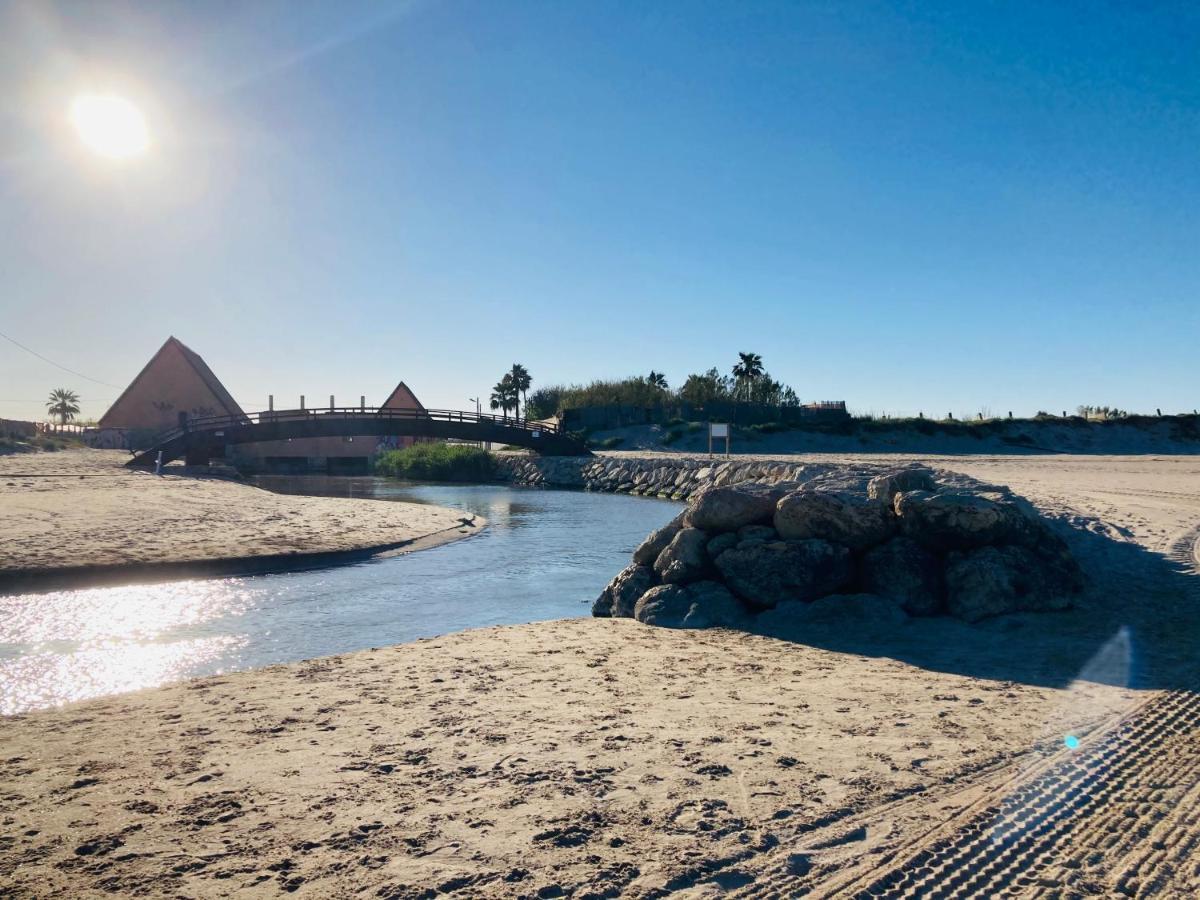 Beachfront And Bright Apartment Mareny Barraquetas Ngoại thất bức ảnh
